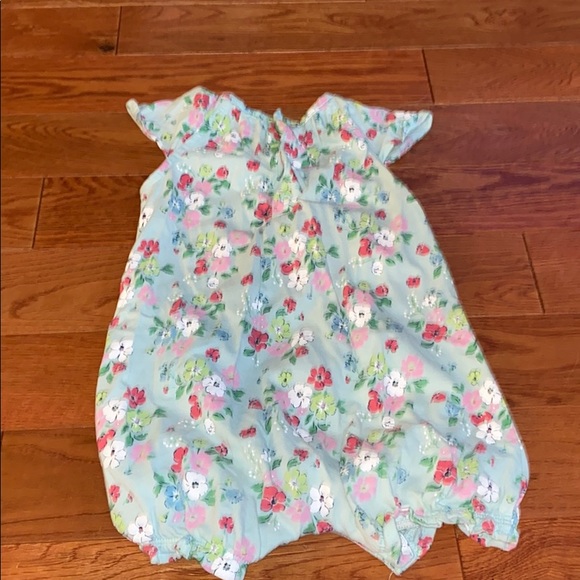 Carters Rompers - Picture 7 of 7